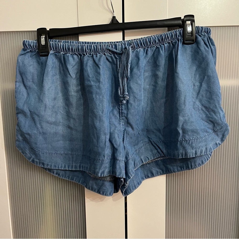 Women’s Mossimo denim shorts